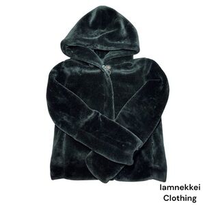 Forever 21 Emerald Green Plush Jacket – Velvety Soft & Cozy (M)